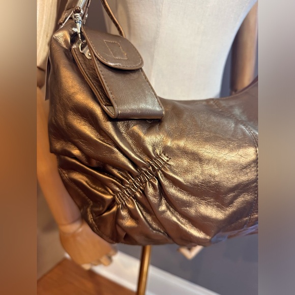 Fashion Vegan Leather hobo style crossbody in metallic gold/bronze color - Picture 7 of 10